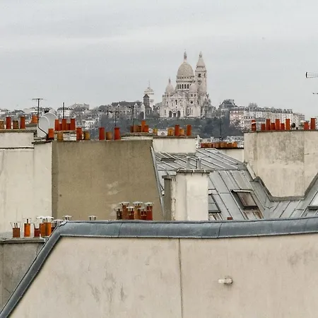 Appartamento Charming With View Of The Sacre-coeur Parigi