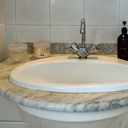 Apartment Charming With View Of The Sacre-coeur *